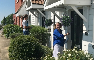 knocking on doors in Beaulieu Park